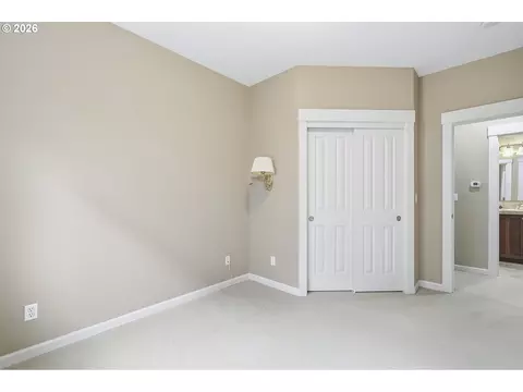 Bedroom - 1438 N Juniper Pl, Canby, OR 97013 photo 4 of 5