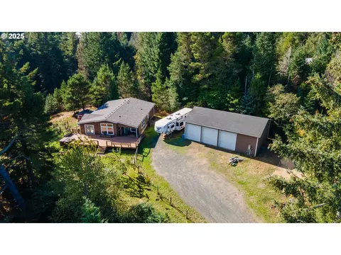 93762 Nabb Ln, North Bend, OR 97459