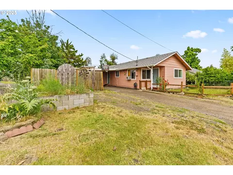 730 23rd St, Springfield, OR 97477