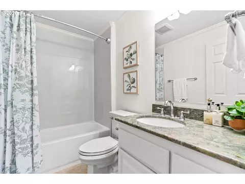 1265 Frogs Leap Ln, Eugene, OR 97404 photo 34