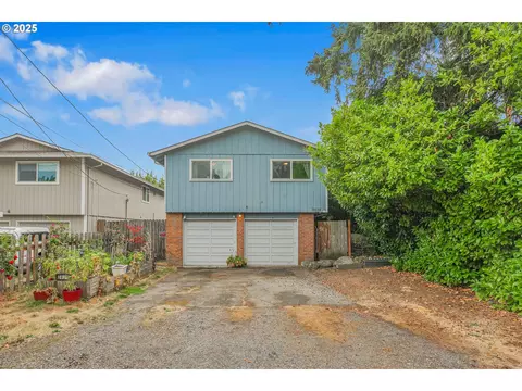 2424 SE Pine Ln, Milwaukie, OR 97267