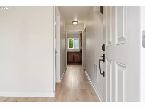 Entry Way - 1232 Elder Pl, Cornelius, OR 97113 photo 1 of 3