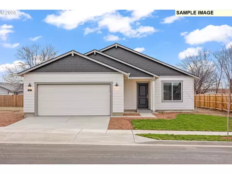 848 NE Laurel Springs Dr, Hermiston, OR 97838