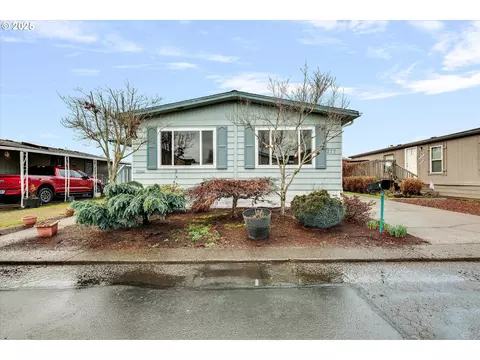 12450 SW Fischer Rd #277, Portland, OR 97224