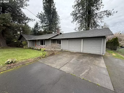16861 SE Sager Rd, Happy Valley, OR 97086