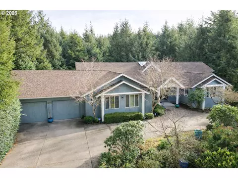 83391 S Cove Dr, Florence, OR 97439