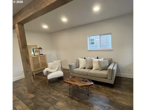 Living - 820 B St, Springfield, OR 97477 photo 1 of 1