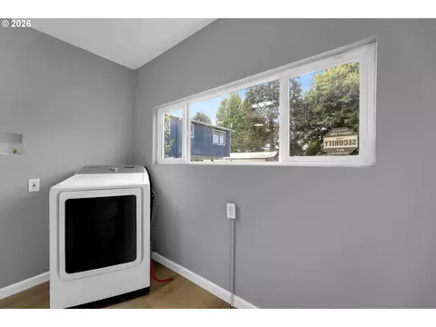 Other - 1065 7th Ave, Longview, WA 98632 photo 5 of 6