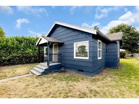 Other - 1065 7th Ave, Longview, WA 98632 photo 2 of 6