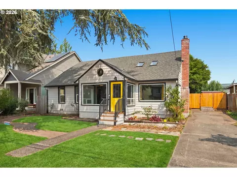 31145 NW Hillcrest St, North Plains, OR 97133