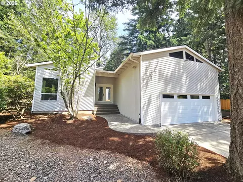 10416 SE 98th Ct, Happy Valley, OR 97086