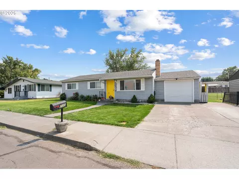 245 W Highland Ave, Hermiston, OR 97838