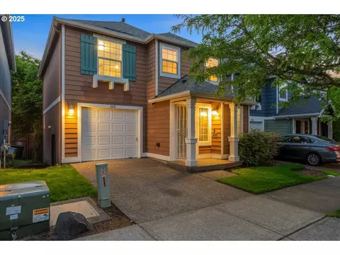 525 SW 207th Ave, Beaverton, OR 97006