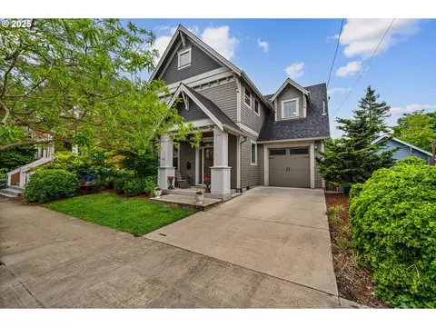 4025 NE Rodney Ave, Portland, OR 97212