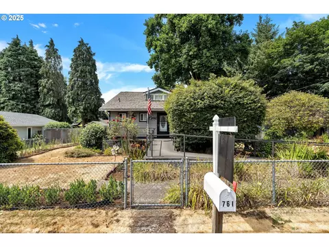 761 SE Polk St, Camas, WA 98607