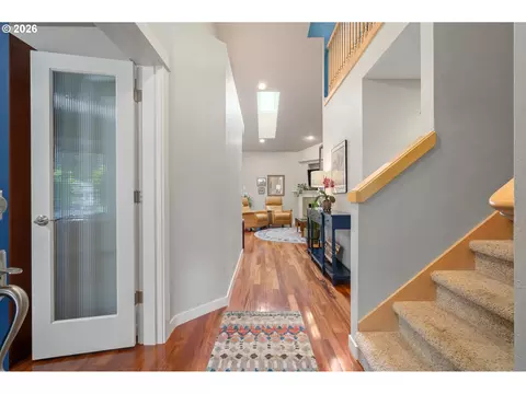 Entry Way - 1333 Bond Ln, Eugene, OR 97401 photo 1 of 2