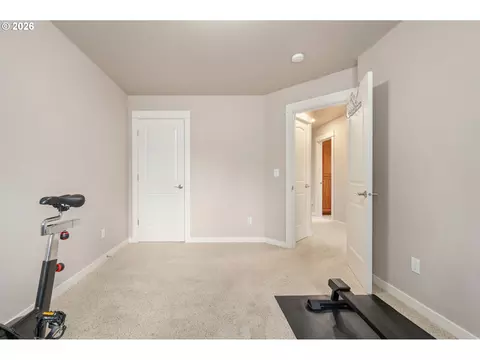 Bedroom - 1333 Bond Ln, Eugene, OR 97401 photo 7 of 7