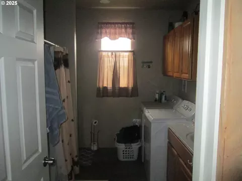 Other - 404 N Pendleton Ave, Ukiah, OR 97880 photo 8 of 8