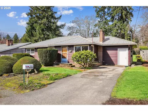 5643 SE Waymire St, Milwaukie, OR 97222