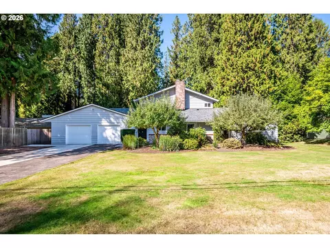 2949 Laurel Rd, Longview, WA 98632
