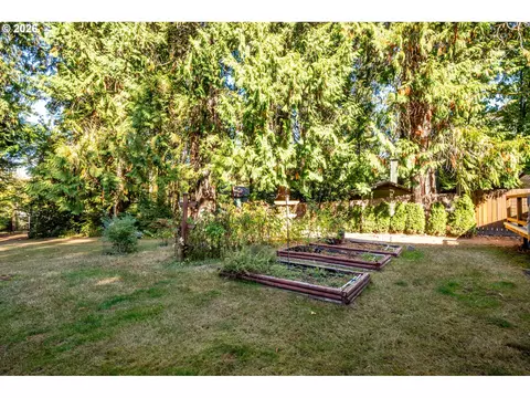 Exterior - 2949 Laurel Rd, Longview, WA 98632 photo 6 of 6