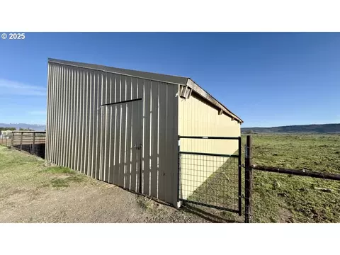 12574 Westside Rd, Lakeview, OR 97630 photo 9