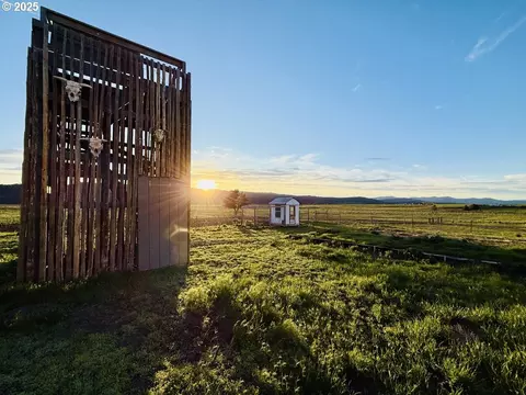 12574 Westside Rd, Lakeview, OR 97630 photo 18
