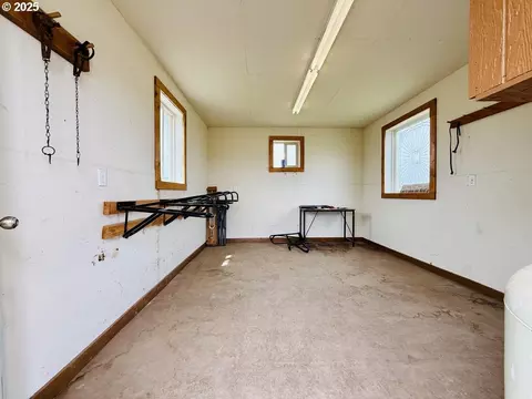 12574 Westside Rd, Lakeview, OR 97630 photo 12