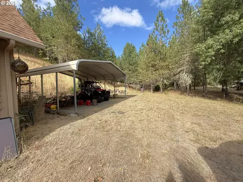 Exterior - 1090 E Willis Creek Rd, Winston, OR 97496 photo 16 of 20