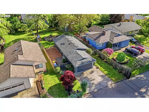 8822 SE Knapp St, Portland, OR 97266