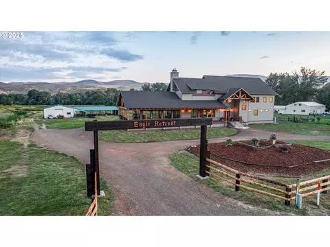 46131 Snake River Rd, Richland, OR 97870
