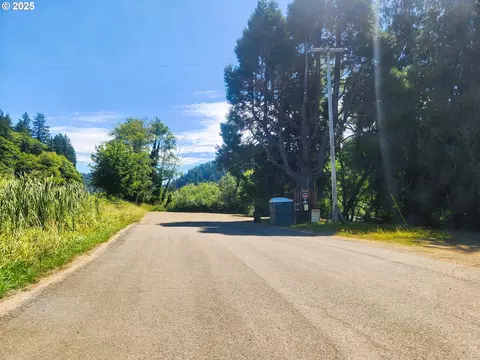 tiernan rd, Mapleton, OR 97453 photo 5