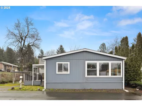 21016 SE Stark St #62, Gresham, OR 97030