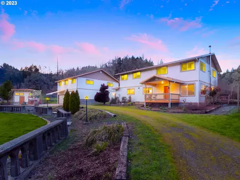 375 Porter Creek Rd, Winston, OR 97496