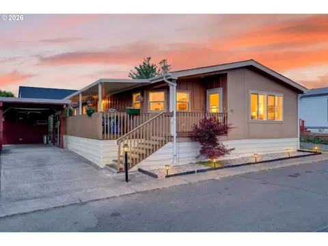 20248 Highway 213 #45, Oregon City, OR 97045