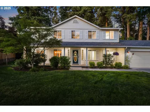 631 E Stonecreek Dr, La Center, WA 98629