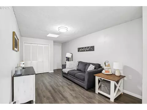 Other - 2111 35th Ave, Longview, WA 98632 photo 3 of 6