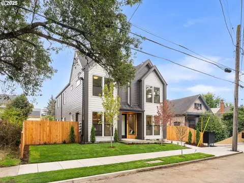 1814 SE 37th Ave, Portland, OR 97214