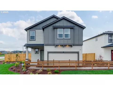 1066 Sparrow St, Woodburn, OR 97071