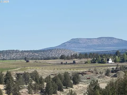 69850 NW Lower Valley Dr, Terrebonne, OR 97760