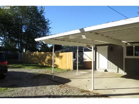 5914 NE 105th Ave, Vancouver, WA 98662