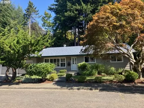 620 N 9th St, Coos Bay, OR 97420