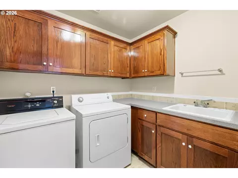 1732 SE 28th Ct, Gresham, OR 97080 photo 23