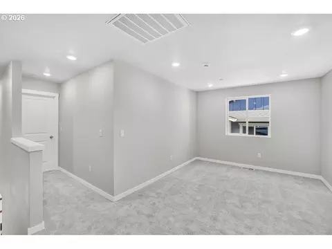 Living - 3695 SW Knapp Dr, Gresham, OR 97080 photo 1 of 1