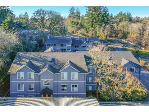 7931 SW 40th Ave #F, Portland, OR 97219