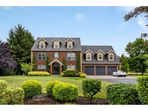 21440 S Meadowridge Ct, Oregon City, OR 97045