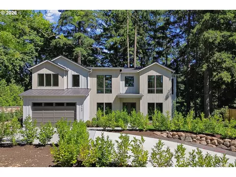 17950 Kelok Rd, Lake Oswego, OR 97034