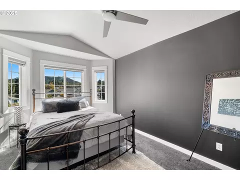 2959 SW Emerald Ave, Gresham, OR 97080 photo 23