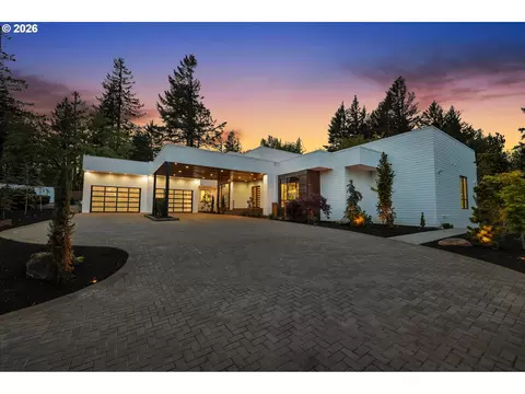 11555 SE Hilltop Ct, Happy Valley, OR 97086