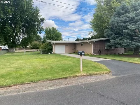 4211 SW Broadlane Ave, Pendleton, OR 97801